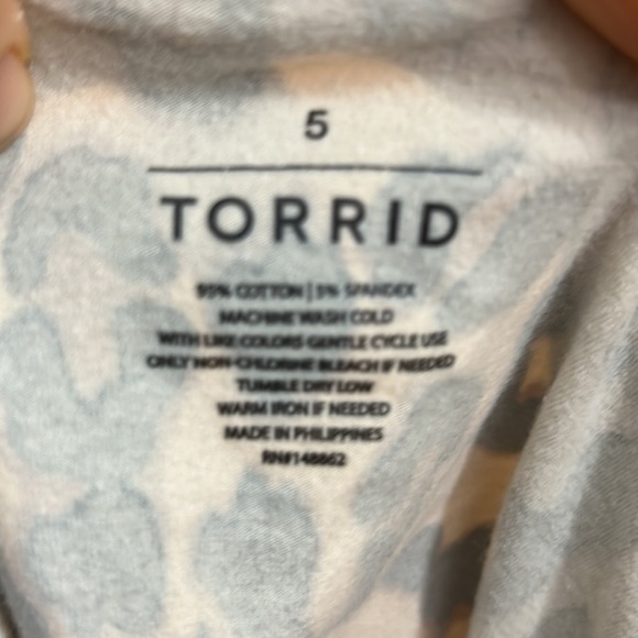 Torrid Leopard Print Open Back Halter Top 5/5x - Picture 4 of 6